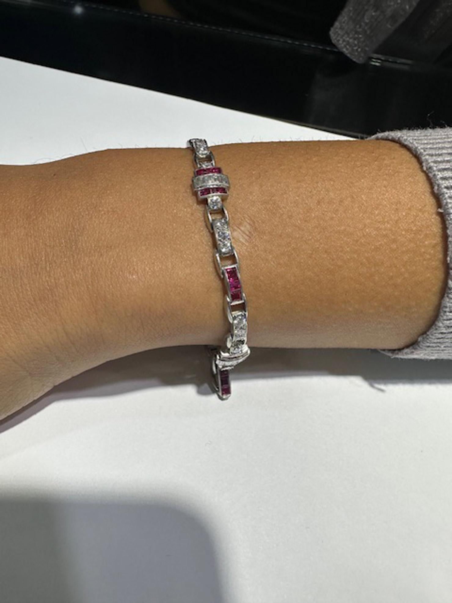 Femenino o masculino Pulsera Art Déco Platino Diamante Rubí en venta