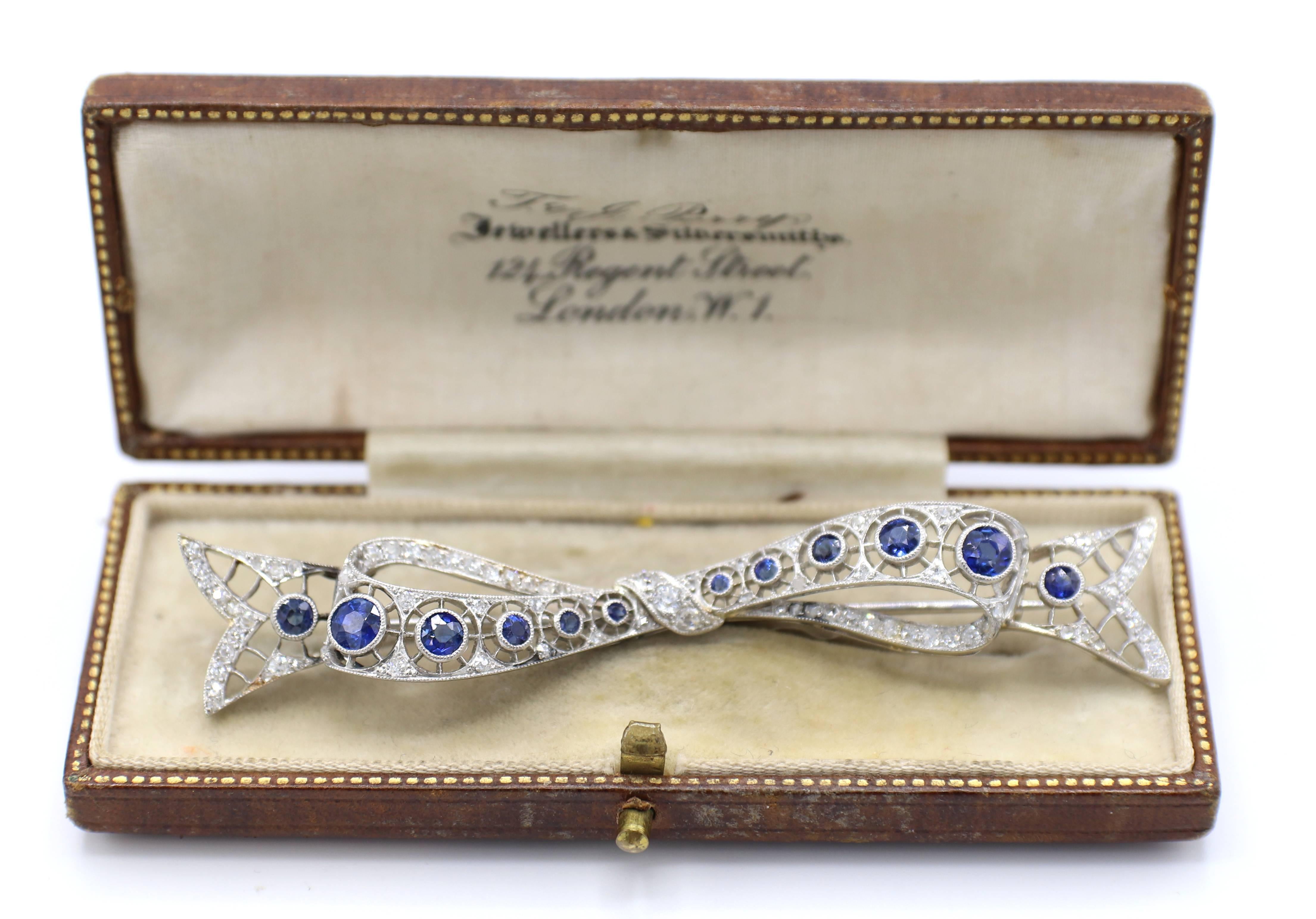 Art Deco Platinum Natural Diamond & Sapphire Bow Brooch Pin For Sale 3