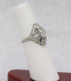 Art-Déco-Ring aus Platin mit Diamanten und Saphiren, Größe 6,5 - 3,8 g
