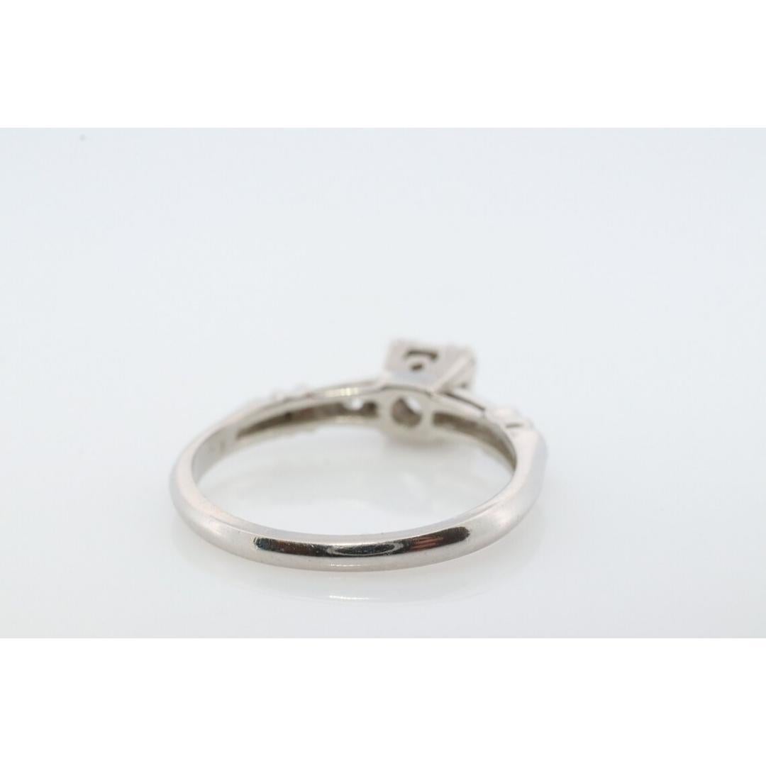 Art Deco PLATINUM Diamond Solitaire Ring. Platinum diamond Square setting For Sale 3