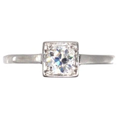 Art Deco Platinum Diamond Solitarie Ring with Heart Setting