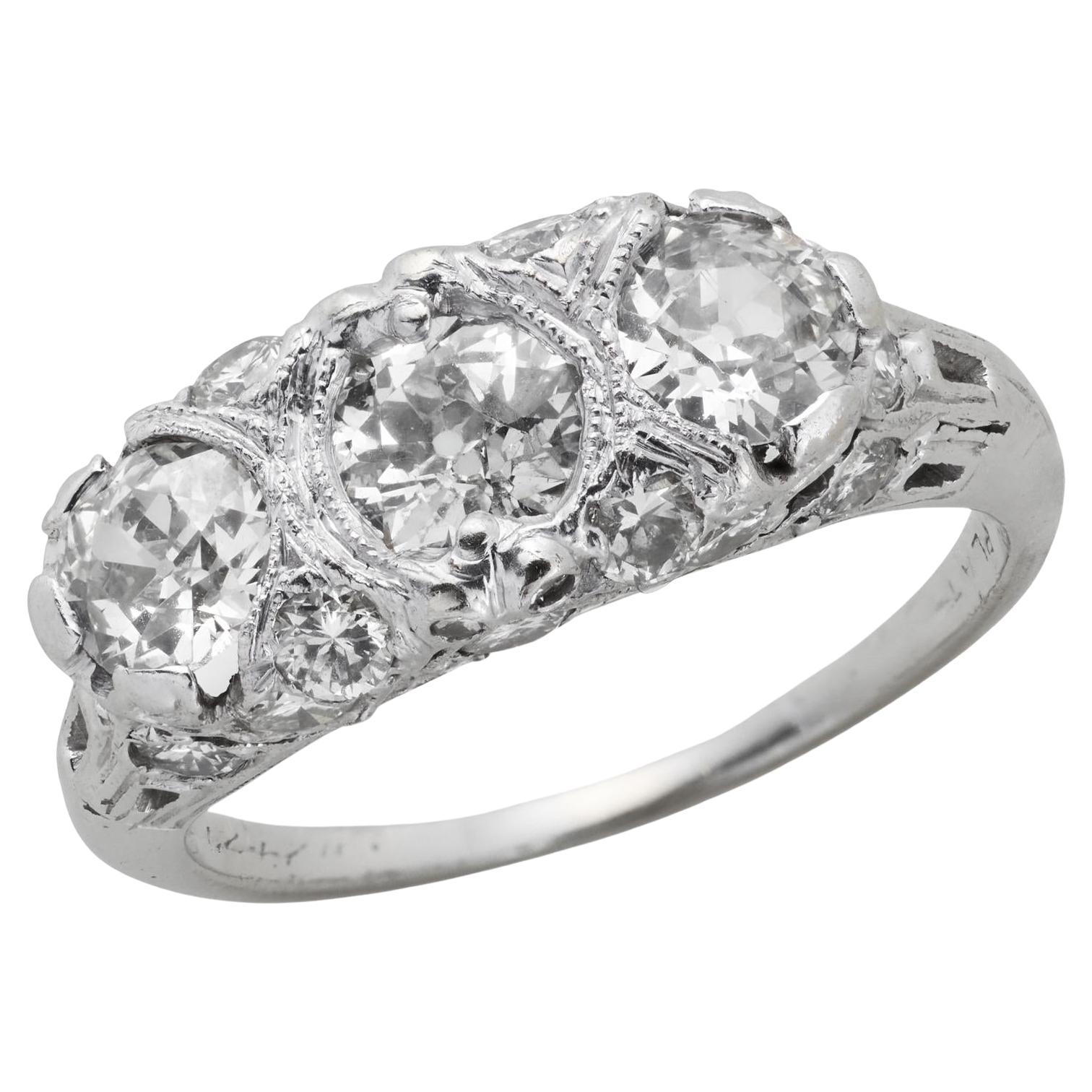 Stone Art déco, bague à trois pierres en platine et diamant