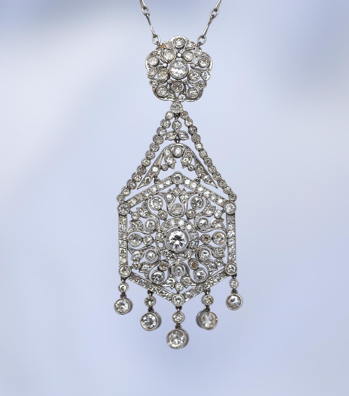 Women's Art Deco Platinum Diamonds Pendant Chain, 1920