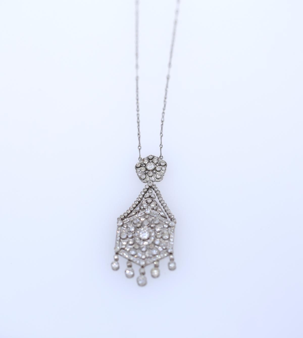 Art Deco Platinum Diamonds Pendant Chain, 1920 2