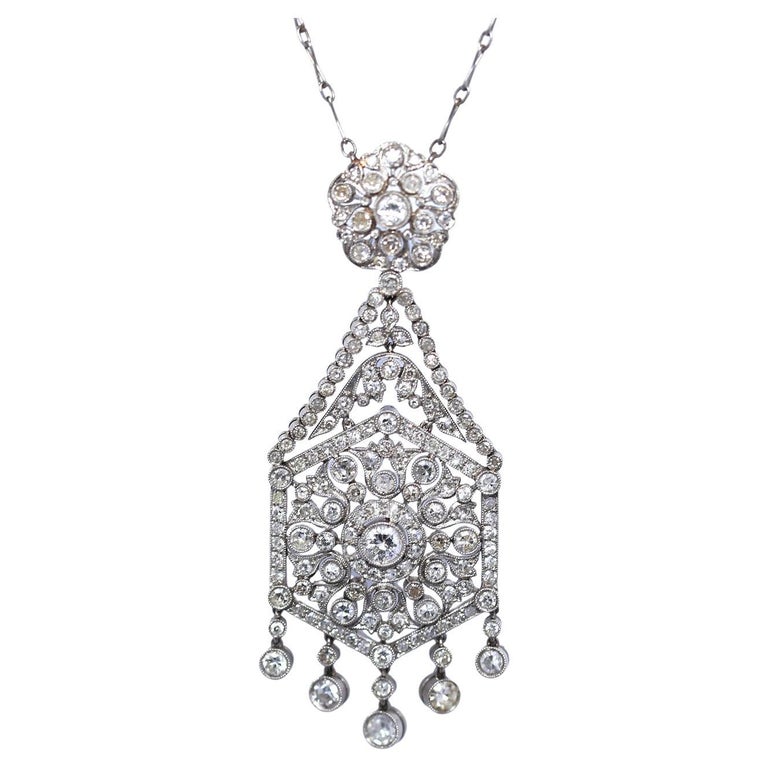 Art Deco Platinum Diamonds Pendant Chain, 1920 For Sale at 1stDibs