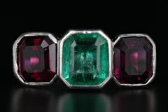 Art Deco Platinum Emerald and Almandine Garnet Ring