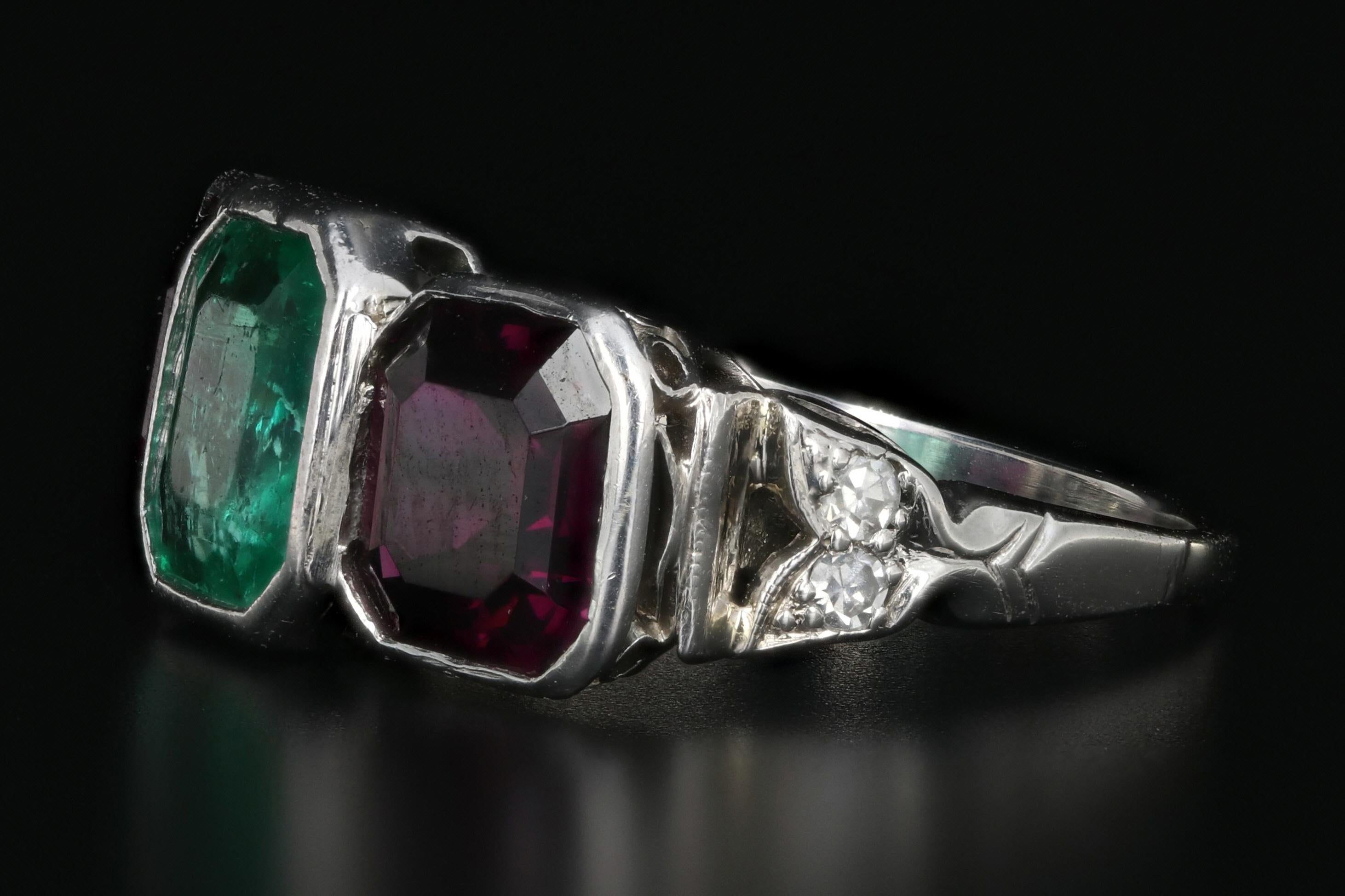 Women's or Men's Art Deco Platinum Emerald and Almandine Garnet Ring