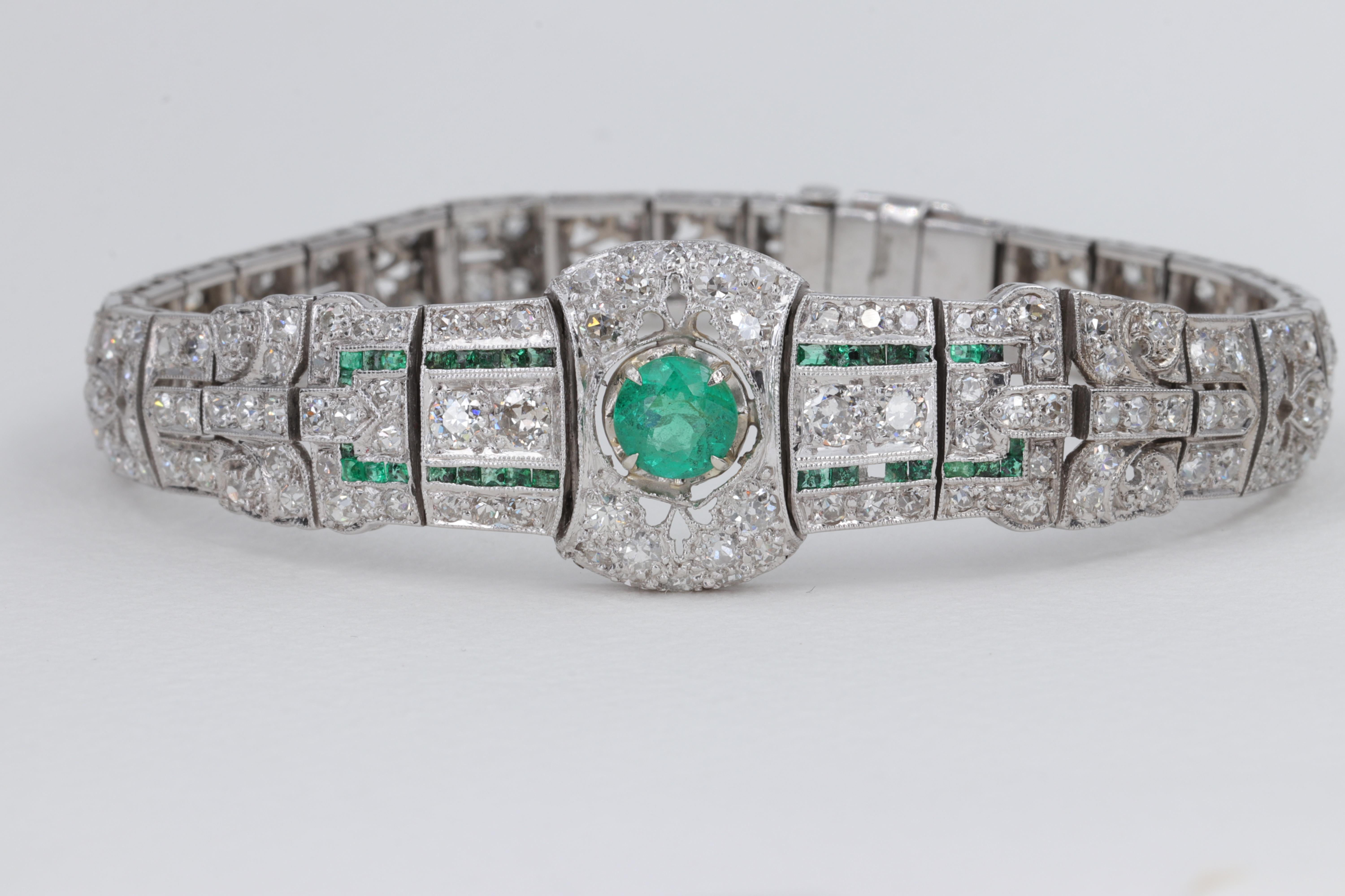 Antikes Art-Déco-Armband aus Platin, Smaragd und Diamant (Art déco)