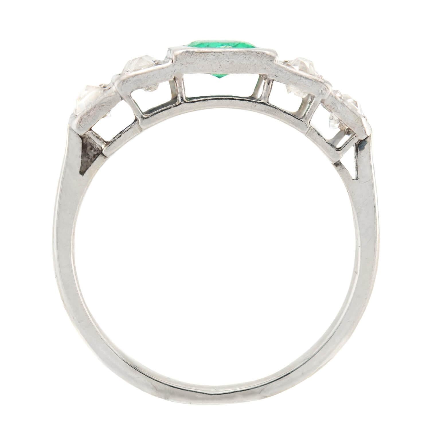 Art Deco Platinum Emerald and Diamond Ring In Good Condition For Sale In Narberth, PA