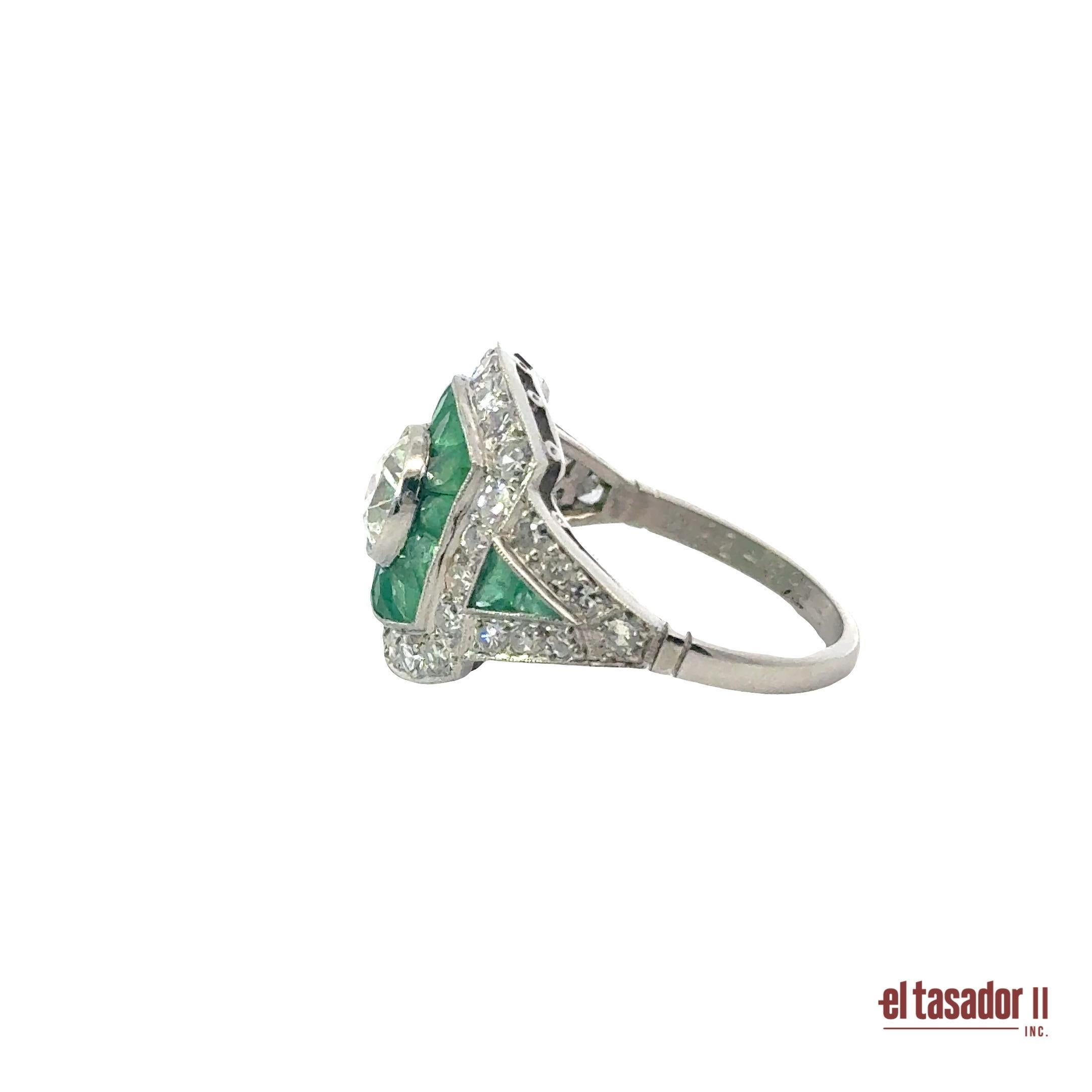 Art Deco Platin Smaragd & Diamant Ring im Zustand „Neu“ im Angebot in Aventura, FL