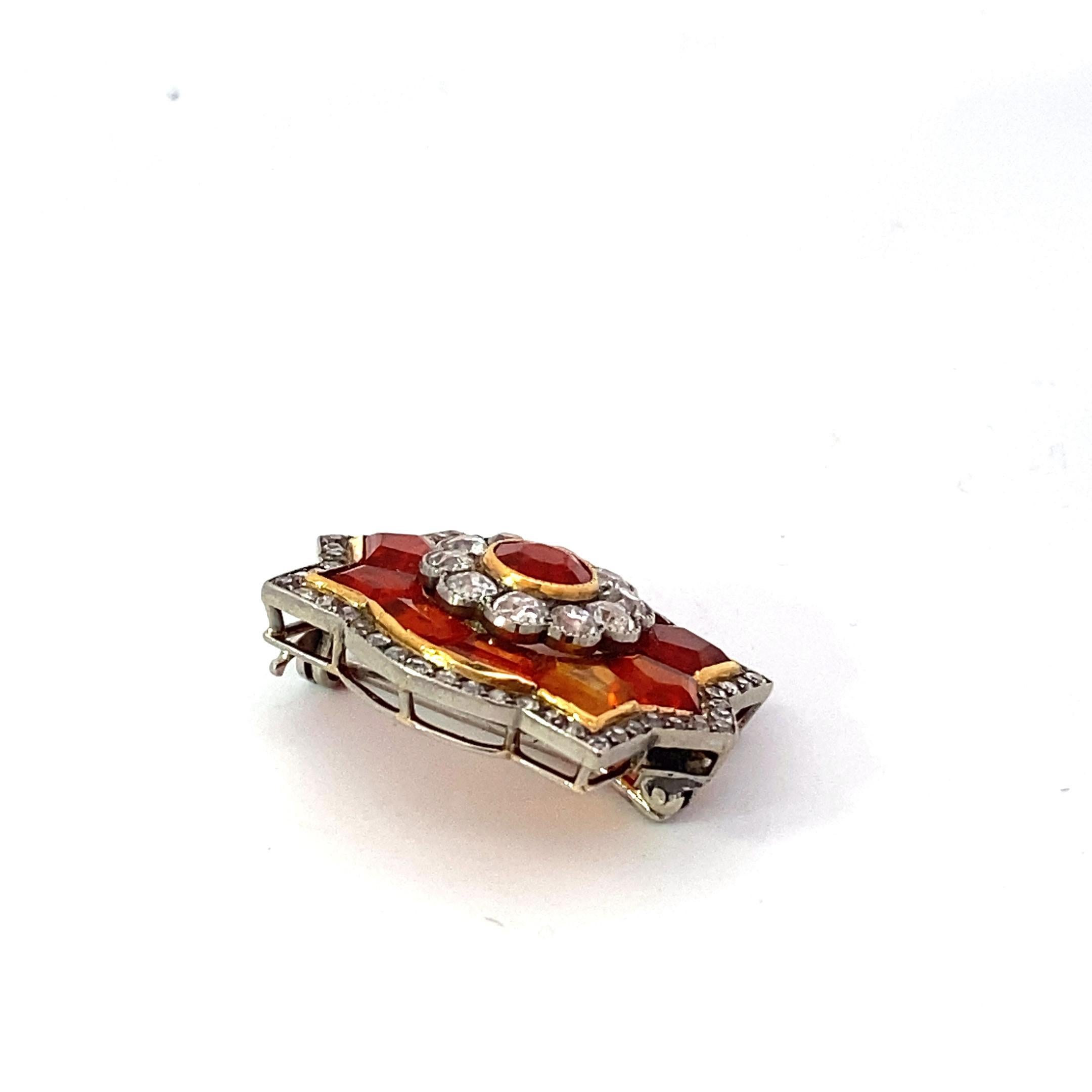Art Deco Platinum Fire Opal Brooch with Diamond Surrounds For Sale 1