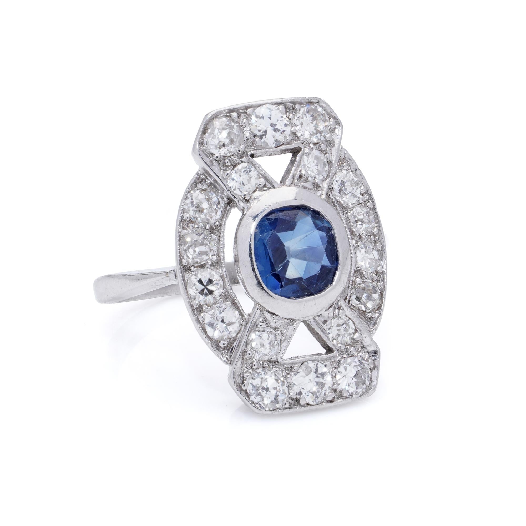 Art Deco Platin Ring mit geometrischem Design, Saphir und Diamant im Zustand „Gut“ im Angebot in Braintree, GB