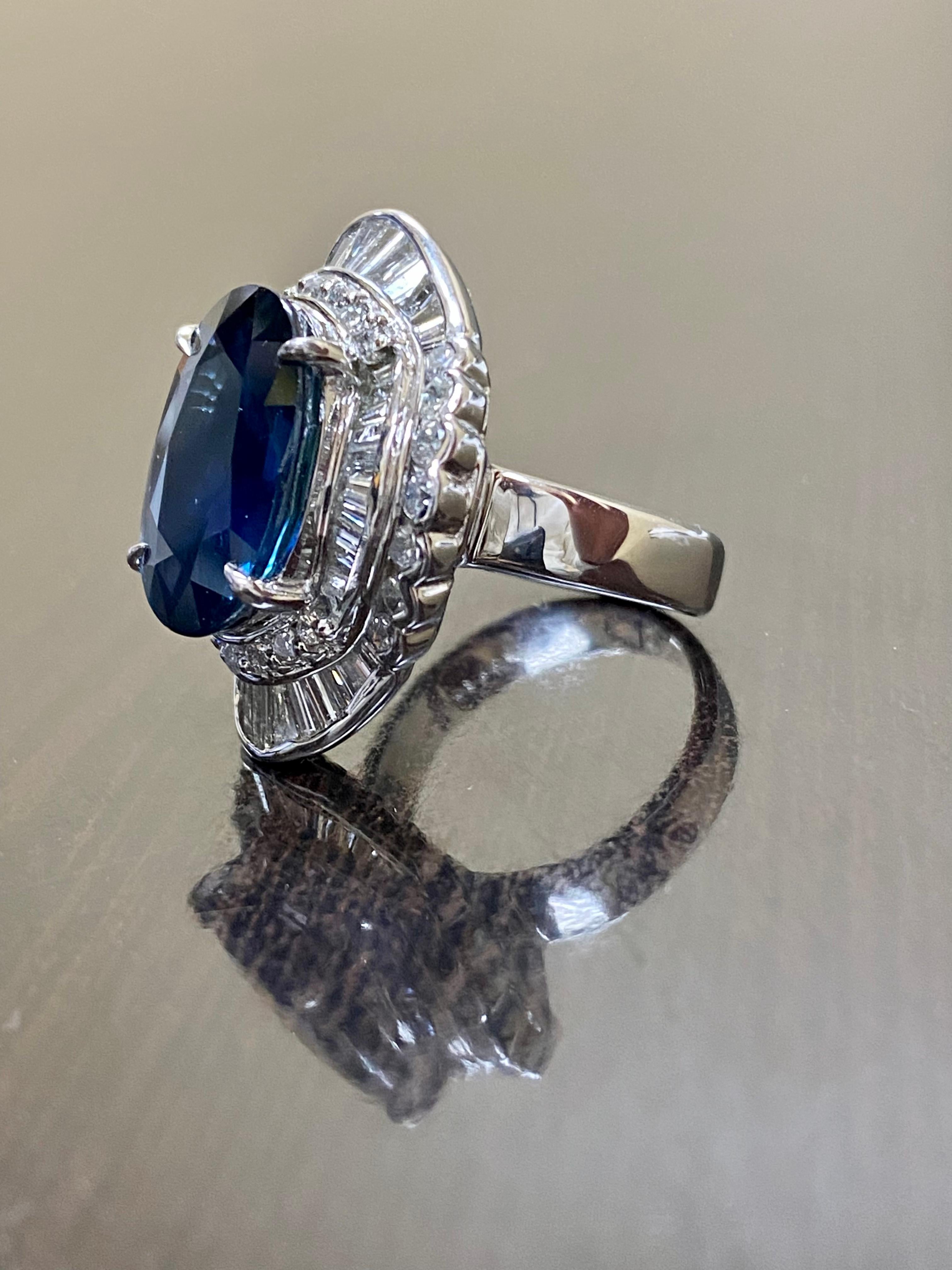 Art Deco Platinum GIA Certified 8.77 Carat Oval Blue Sapphire Ring For Sale 5