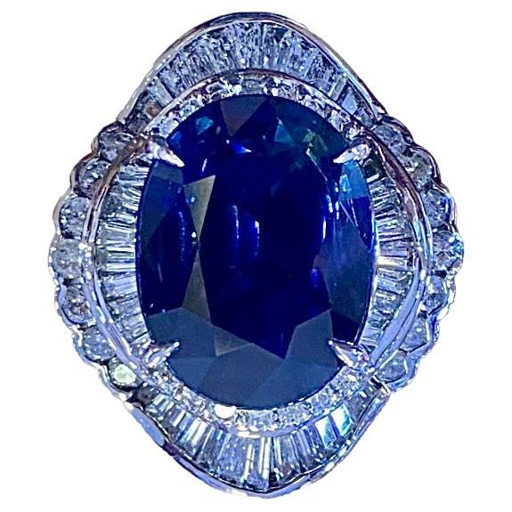Bague Art déco en platine avec saphir bleu ovale certifié GIA de 8,77 carats