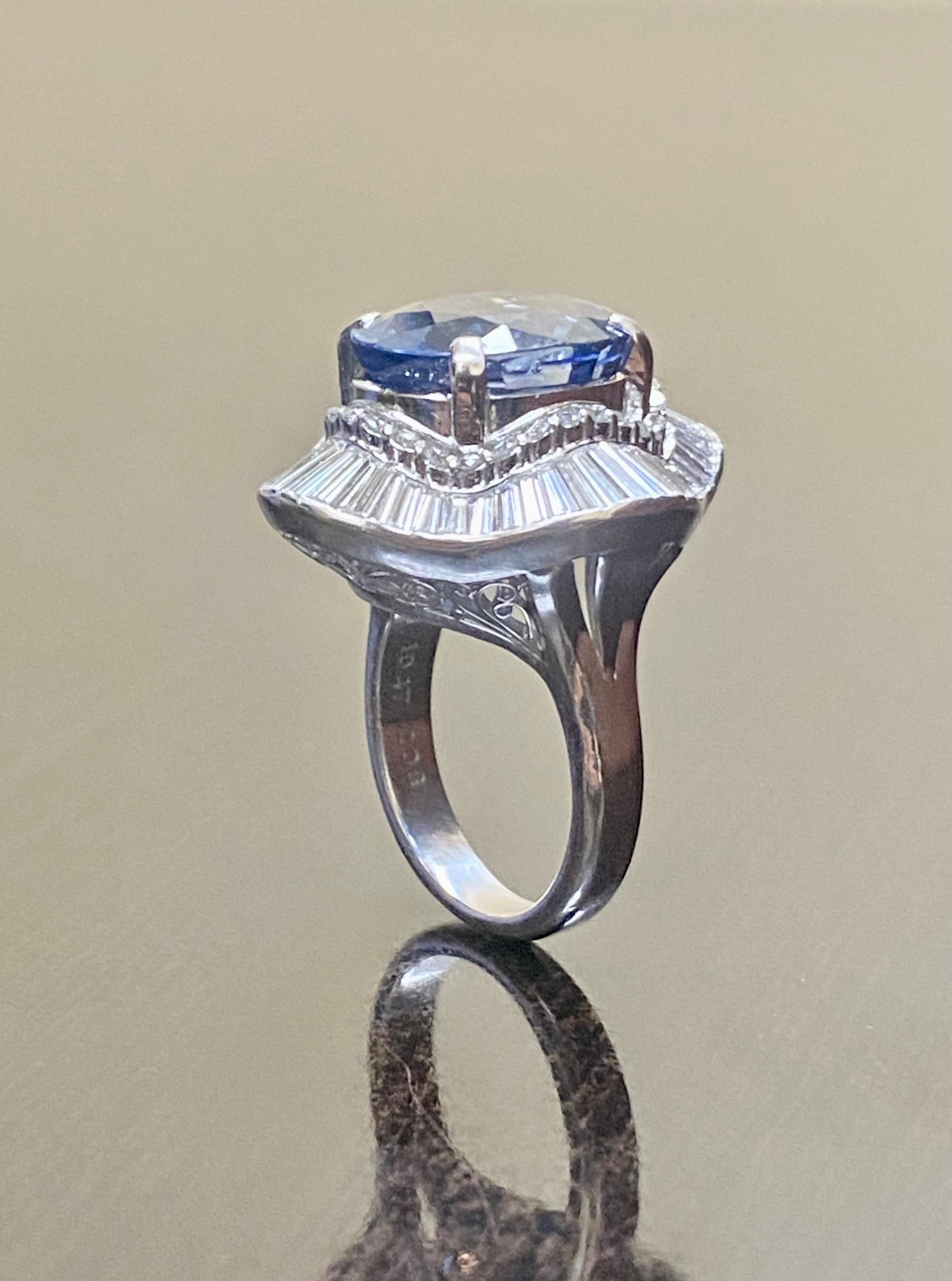 Art Deco Platinum GIA Certified Oval 10.47 Carat Blue Sapphire Ring For Sale 9