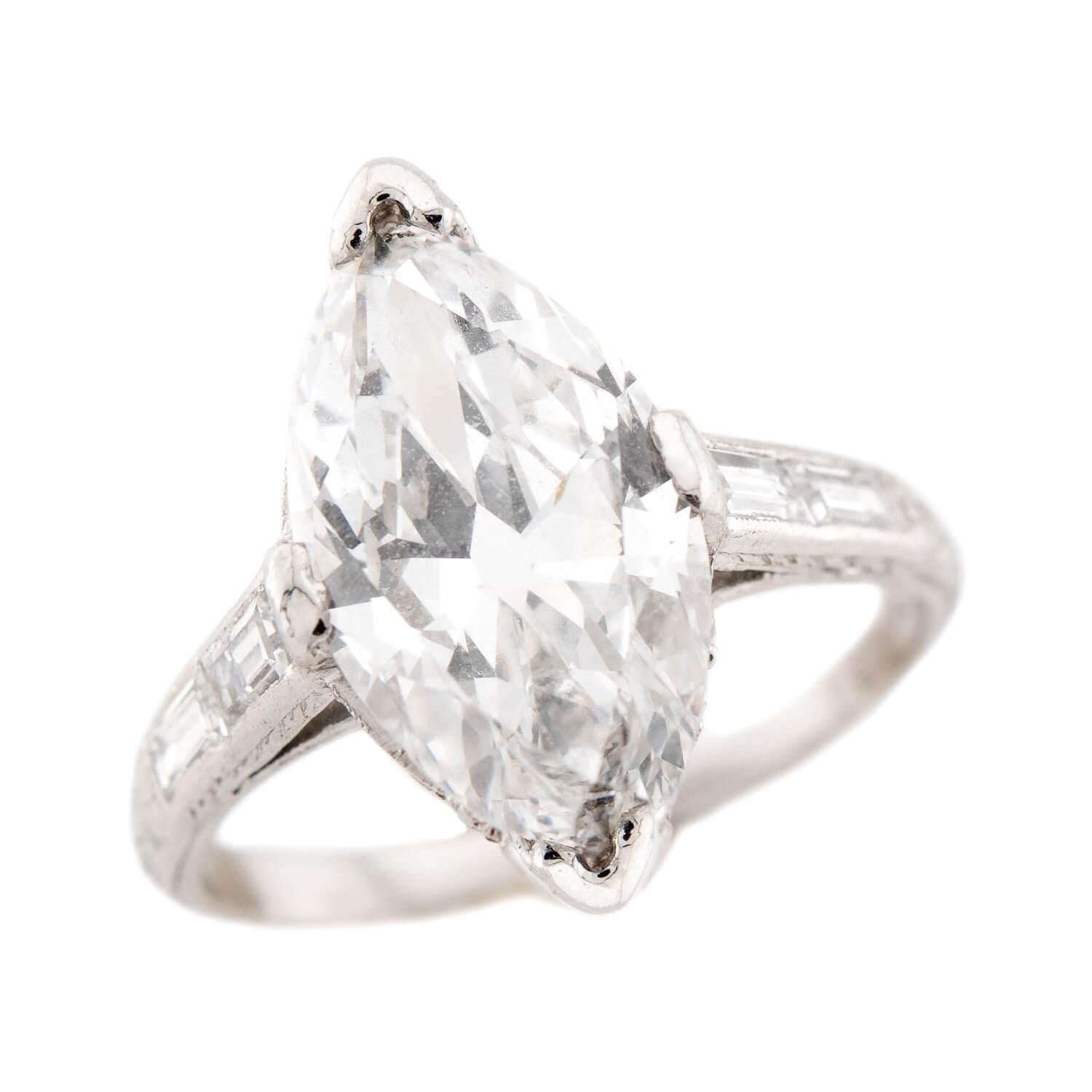 Anello di fidanzamento Art Deco in platino GIA con diamante marquise 3,34ct