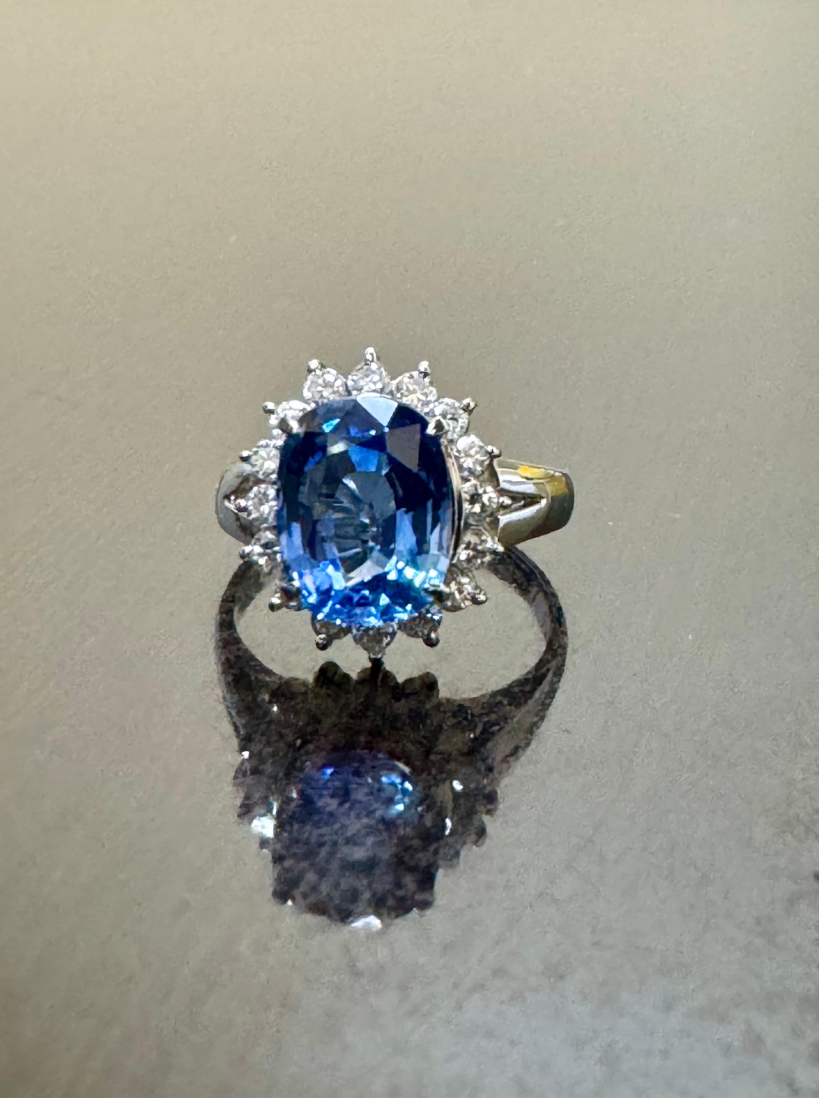Art Deco Platinum Halo Diamond Oval 3.75 Carat Blue Sapphire Engagement Ring For Sale 7