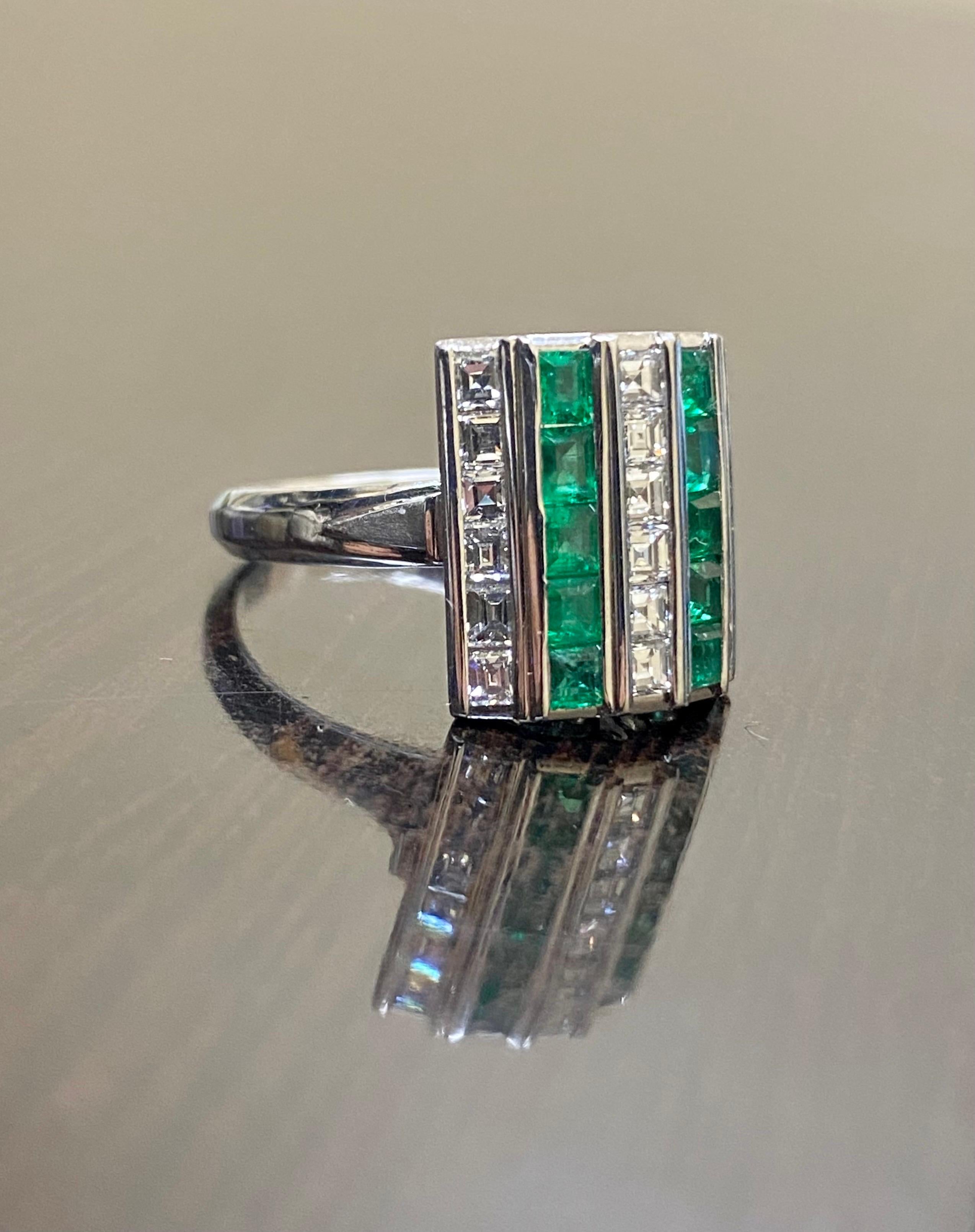 Art Deco Platinum Handmade Diamond Colombian Emerald Cocktail Ring For Sale 1