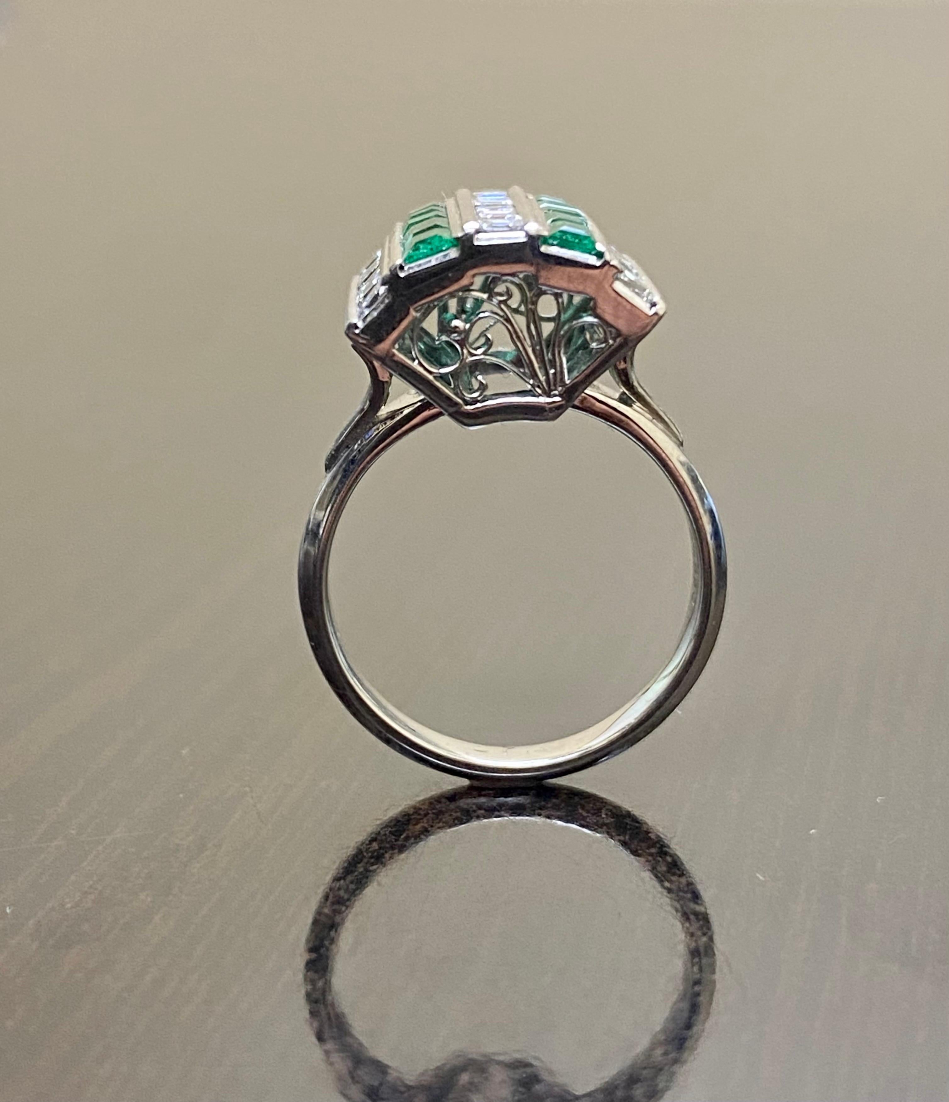 Art Deco Platinum Handmade Diamond Colombian Emerald Cocktail Ring For Sale 3
