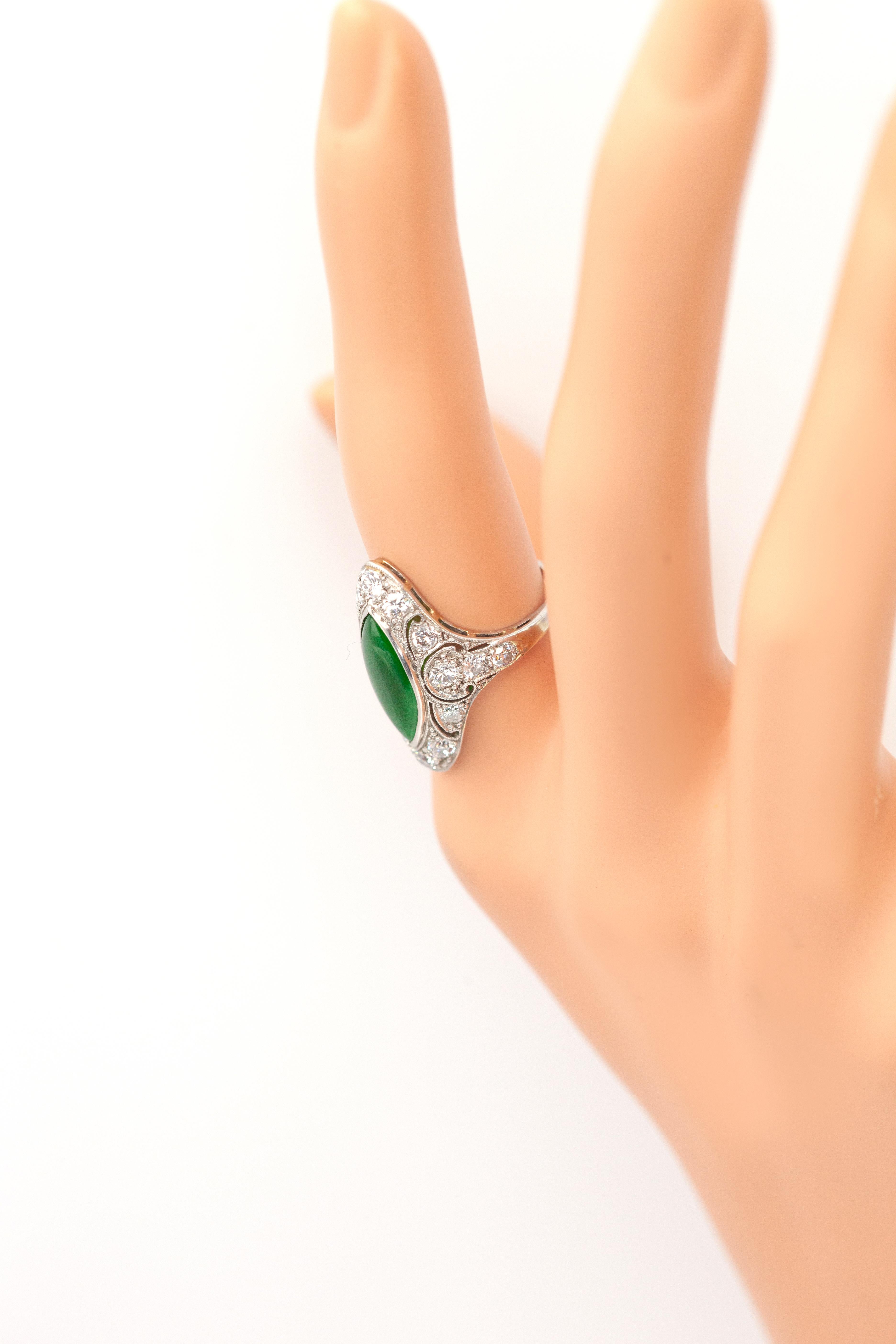 Art Deco Platinum Jade and Diamond Ring, circa 1920s For Sale 1