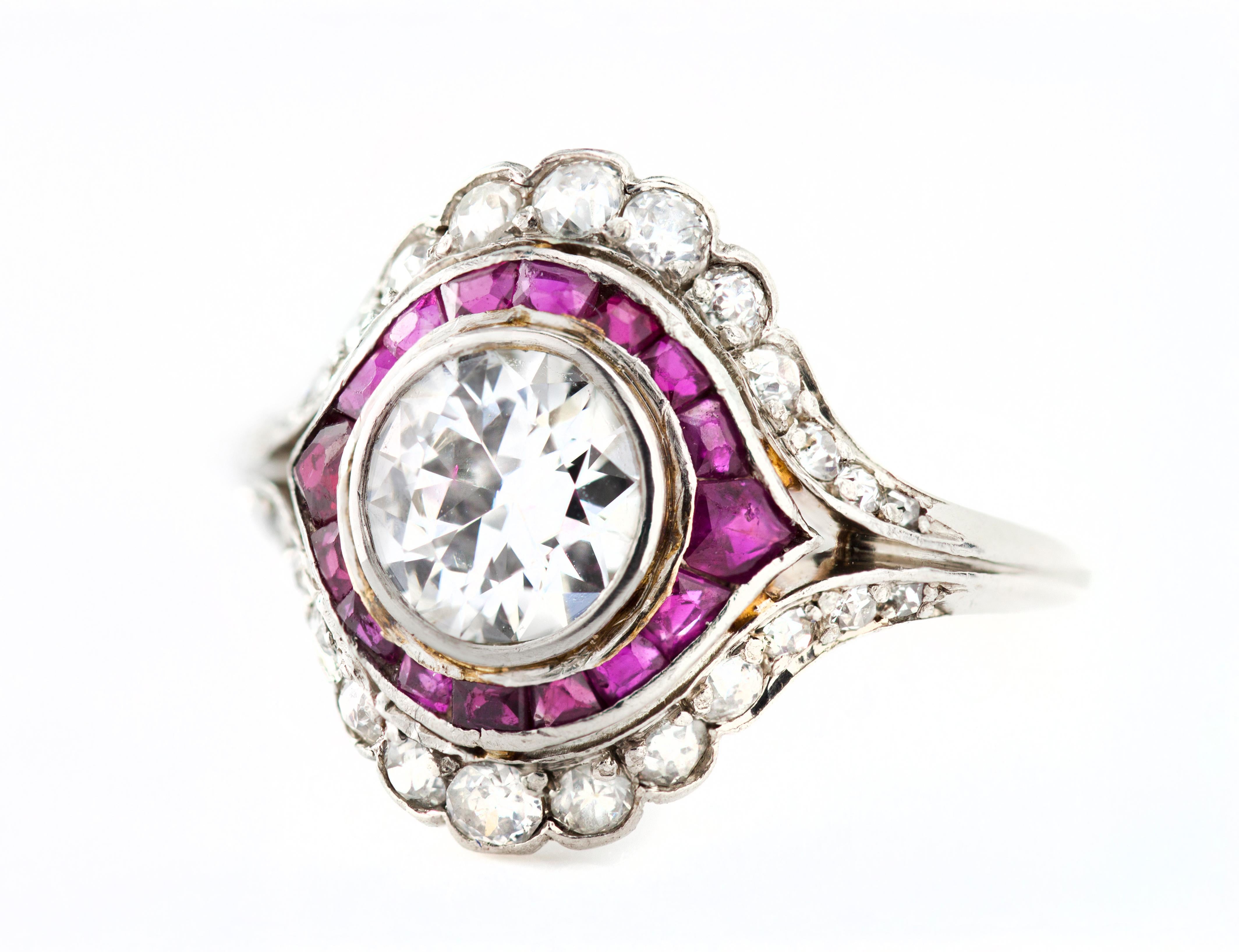 Women's Art Deco Platinum Ladies Ring with 1.50 Carat Diamond and Rubies, 1930s For Sale