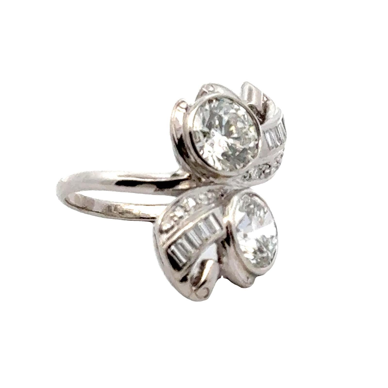 Art Deco Platinum Mounting Lab Grown Diamond Vintage Ring For Sale 2