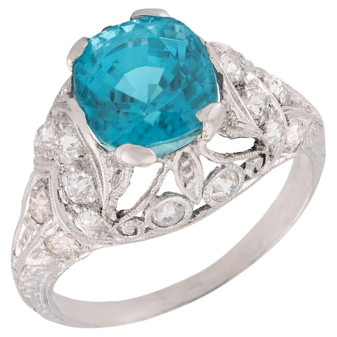 Anello Art Deco in platino con zirconi e diamanti in vendita