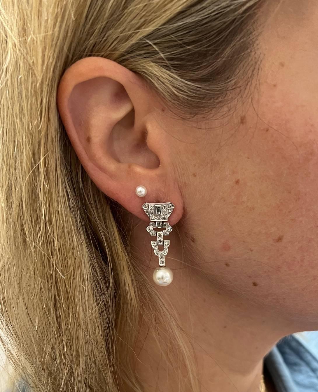 Women's Art Deco Platinum Natural Diamond & Pearl Dangle Drop Earrings For Sale