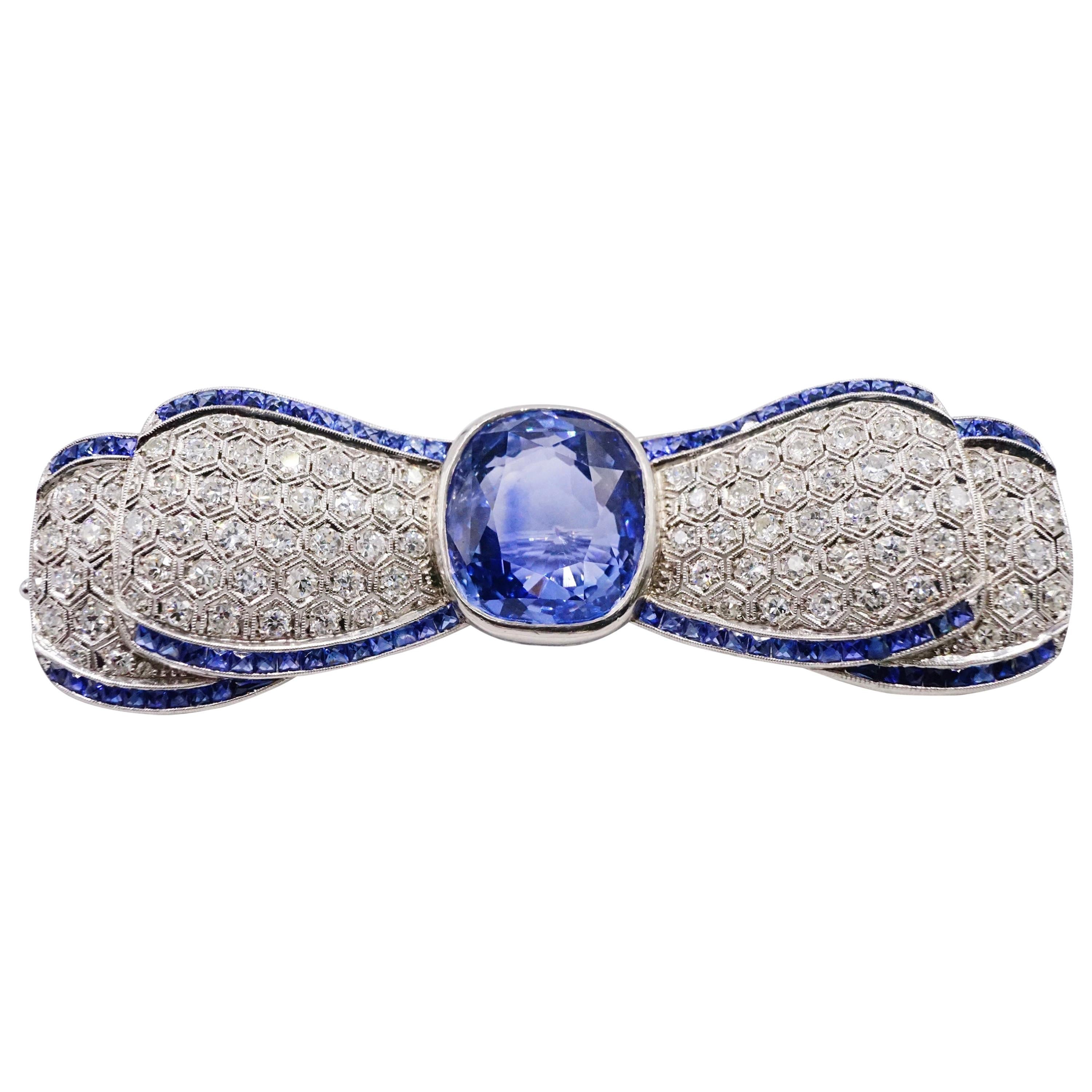 Art Deco Platinum, Natural Unheated Sapphire and Honeycomb Diamond Bow Brooch