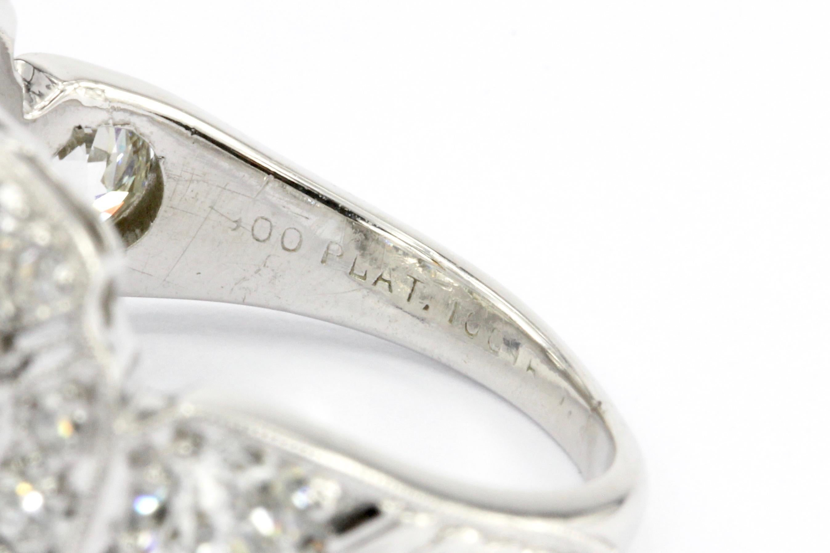 Art Deco Platinum Old European Cut 3-Stone Diamond Engagement Ring, circa 1920s In Excellent Condition In Cape May, NJ