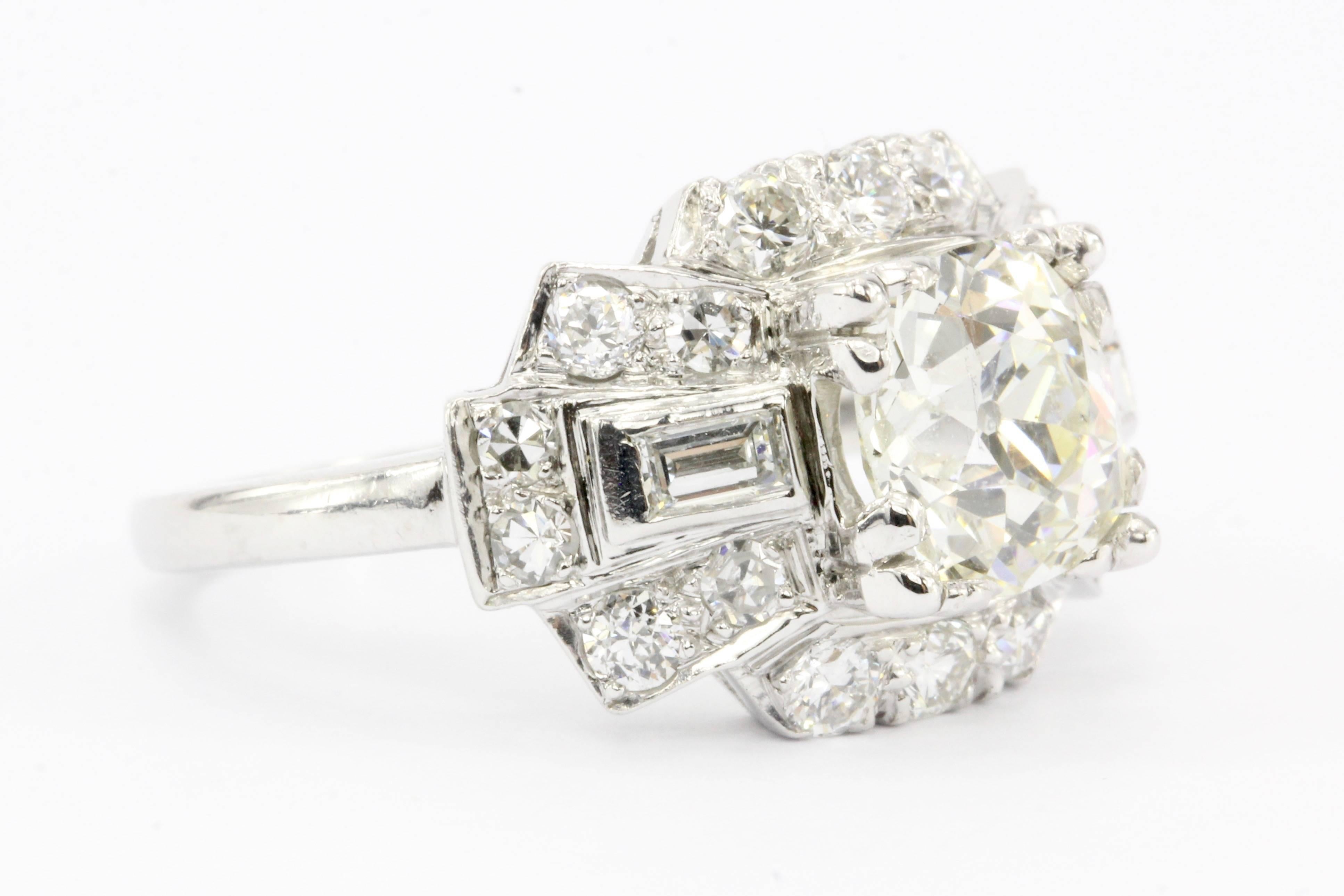 Art Deco Platinum Old European Cut Diamond Cluster Engagement Ring, circa 1920s In Excellent Condition In Cape May, NJ