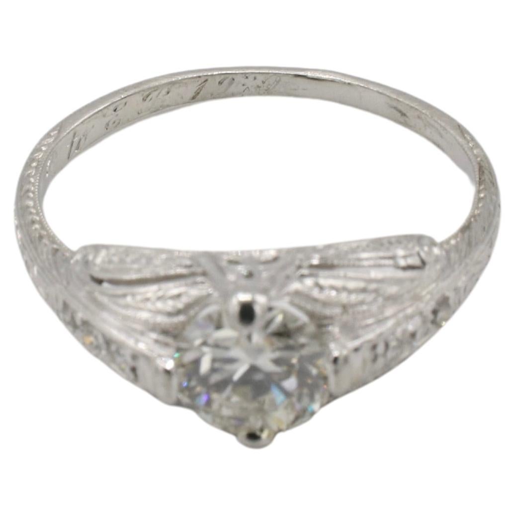Bague de fiançailles Art déco en platine à taille européenne pour diamant naturel filigrané en vente 1