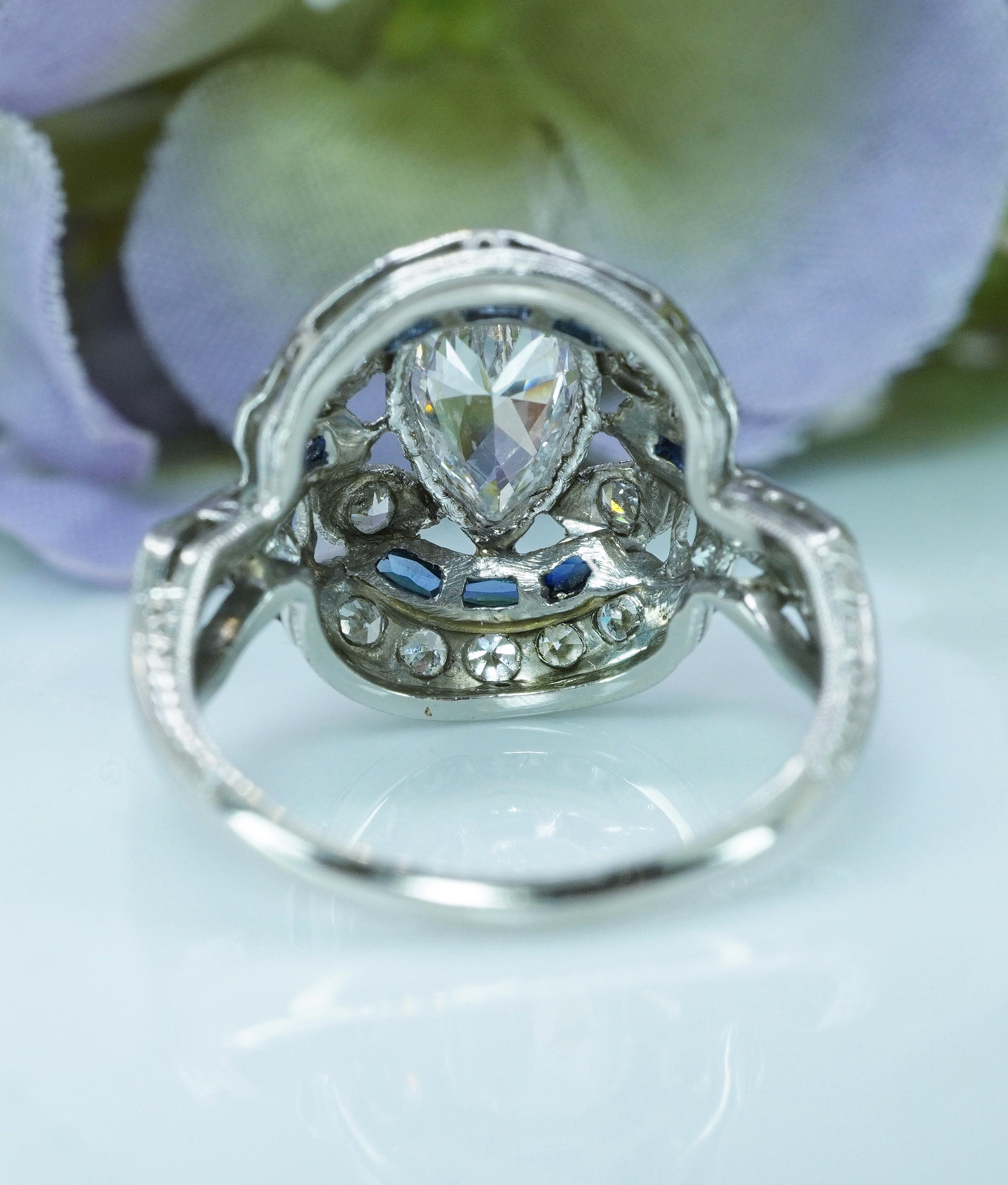 ART DECO Platine Ancienne Poire Européenne Diamant Saphir Français Bague papillon en vente 2