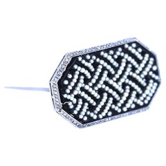 Antique Art Deco Platinum Pearls Diamonds Brooch, 1920