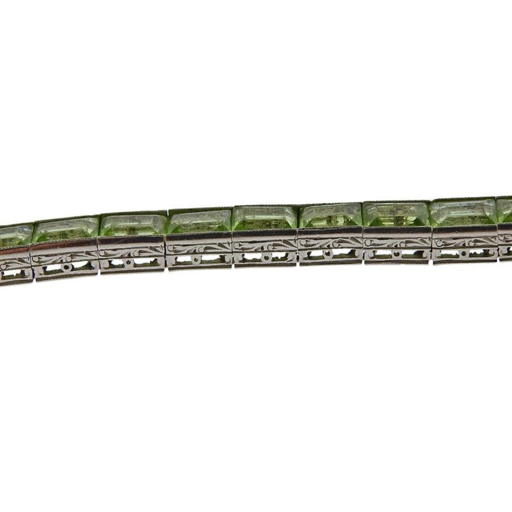 Art Deco Platinum Peridot Line Bracelet In Excellent Condition For Sale In New York, NY
