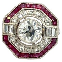 Art Deco Platinring mit 1,36 Karat Diamant, Rubinen und Diamanten