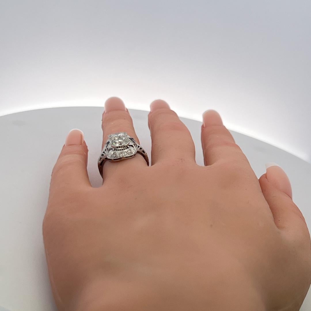 Anello Art Deco in platino con diamante vecchio europeo e circolare taglio Brilliante da 1,73 ct. in vendita 3