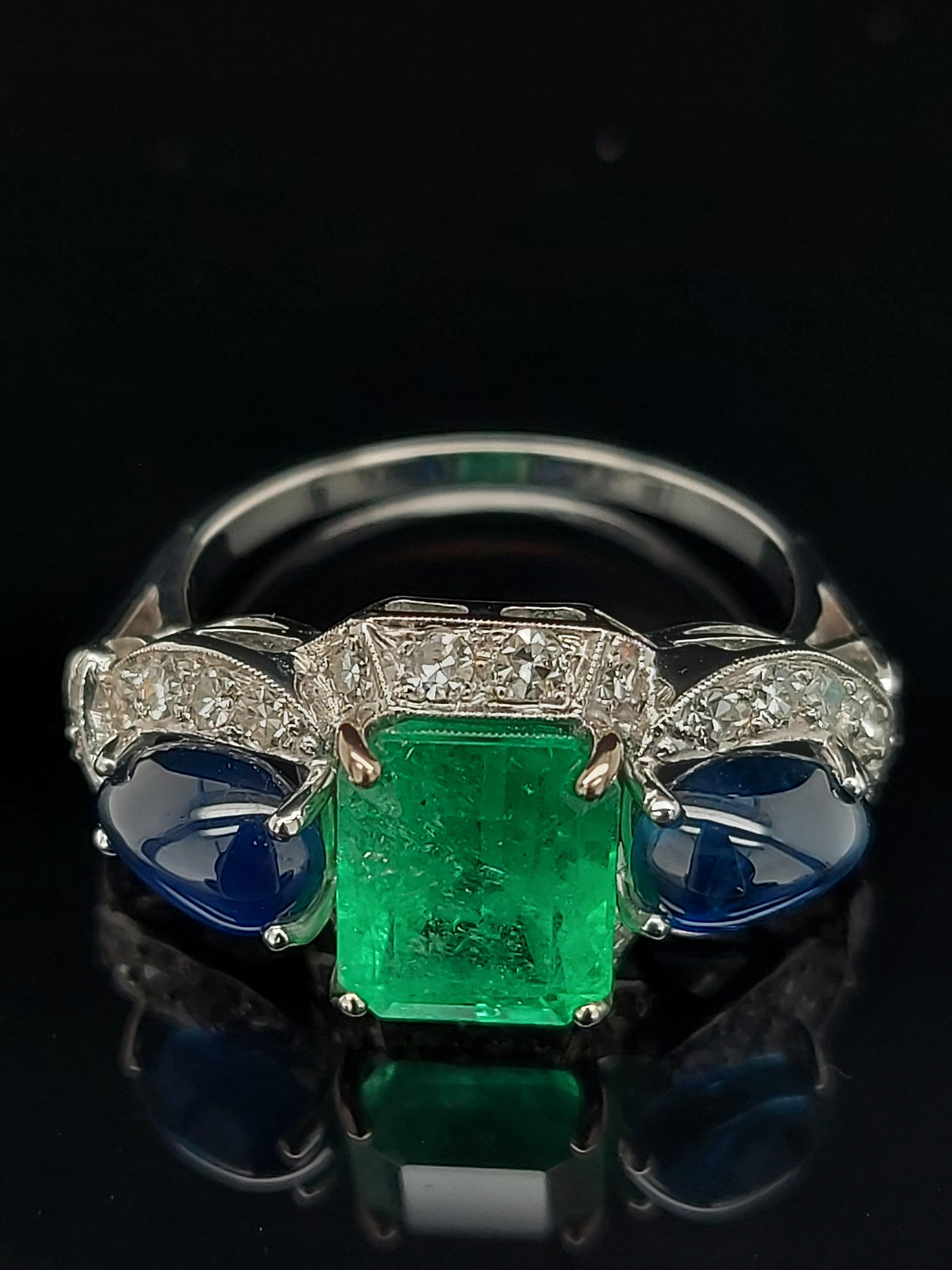 Art Deco Platinum Ring with 2.60ct Colombian Emerald, 2.5ct Sapphire, Diamonds For Sale 7