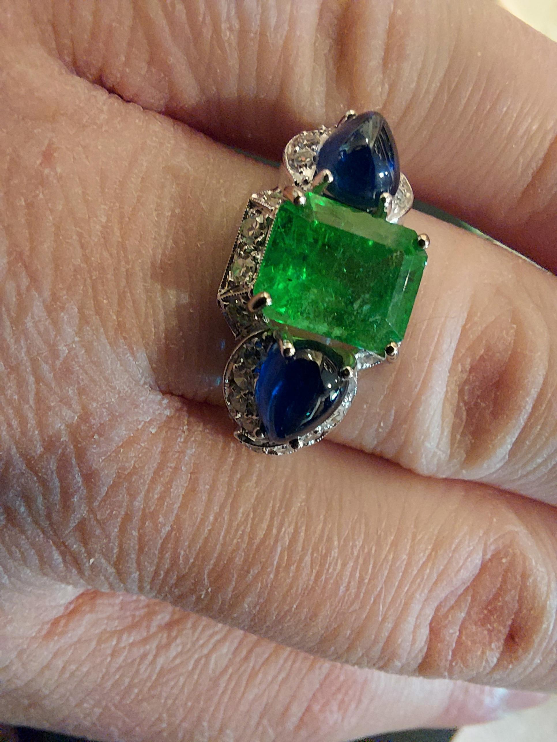 Art Deco Platinum Ring with 2.60ct Colombian Emerald, 2.5ct Sapphire, Diamonds For Sale 10