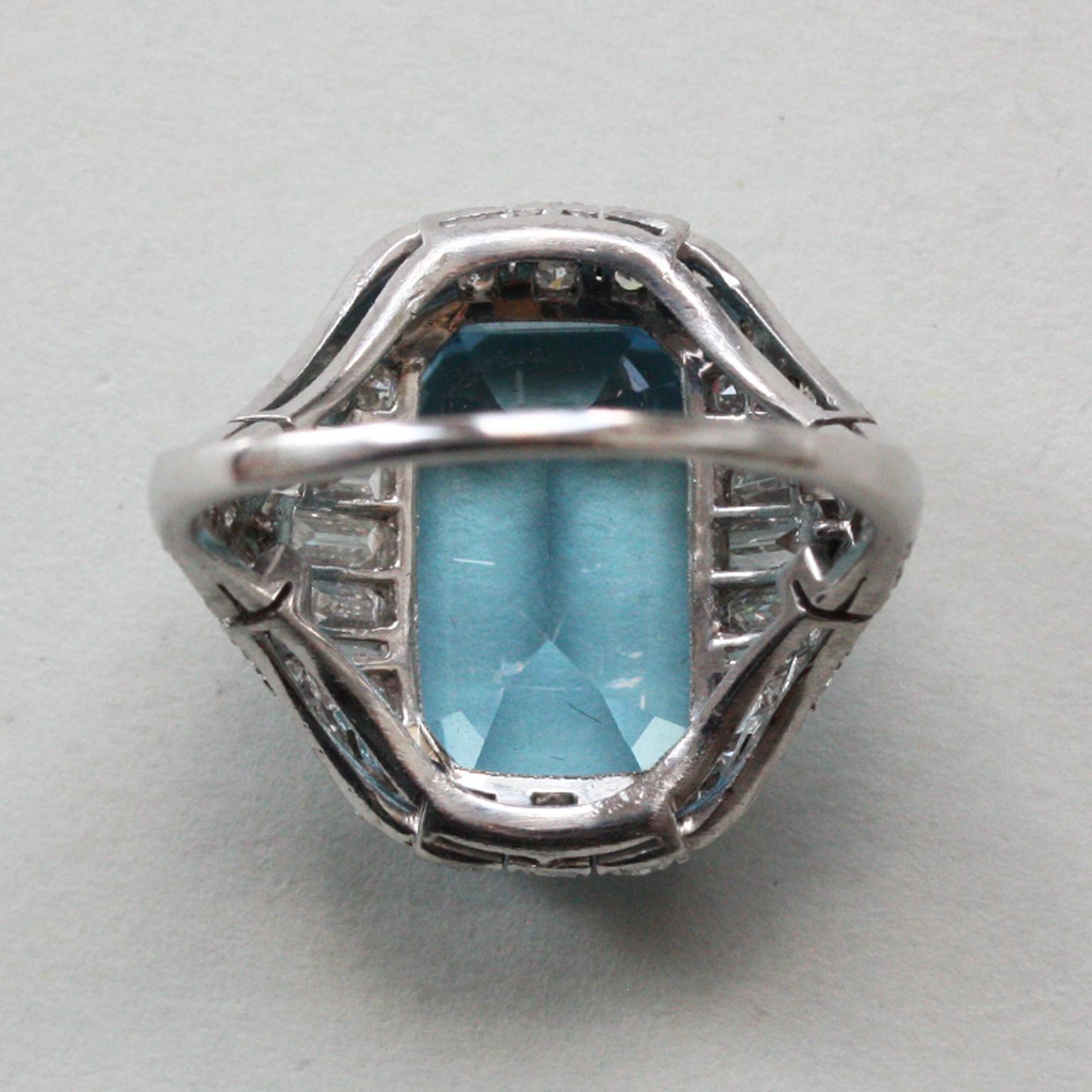 Women's or Men's Art Deco Platinum Ring with Aquamarine and Diamonds