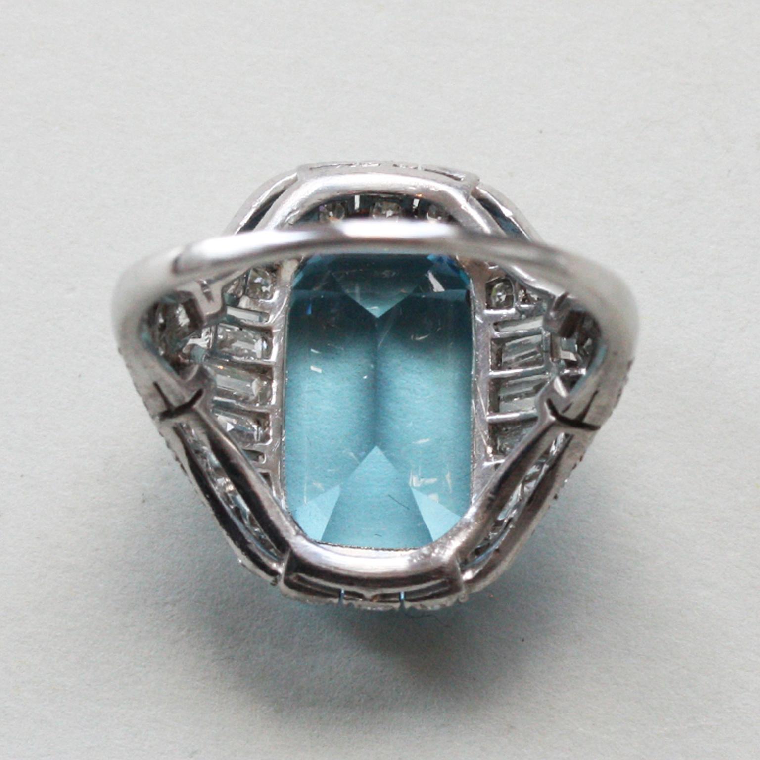 Art Deco Platinum Ring with Aquamarine and Diamonds 1