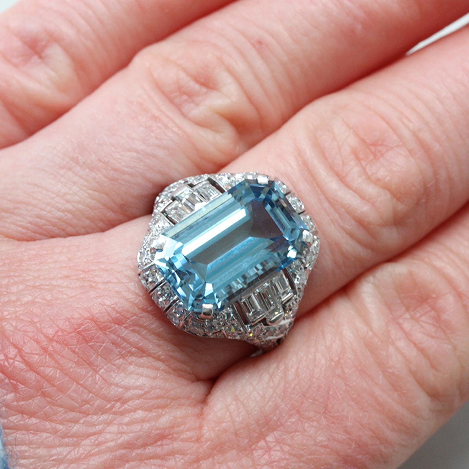 Art Deco Platinum Ring with Aquamarine and Diamonds 2
