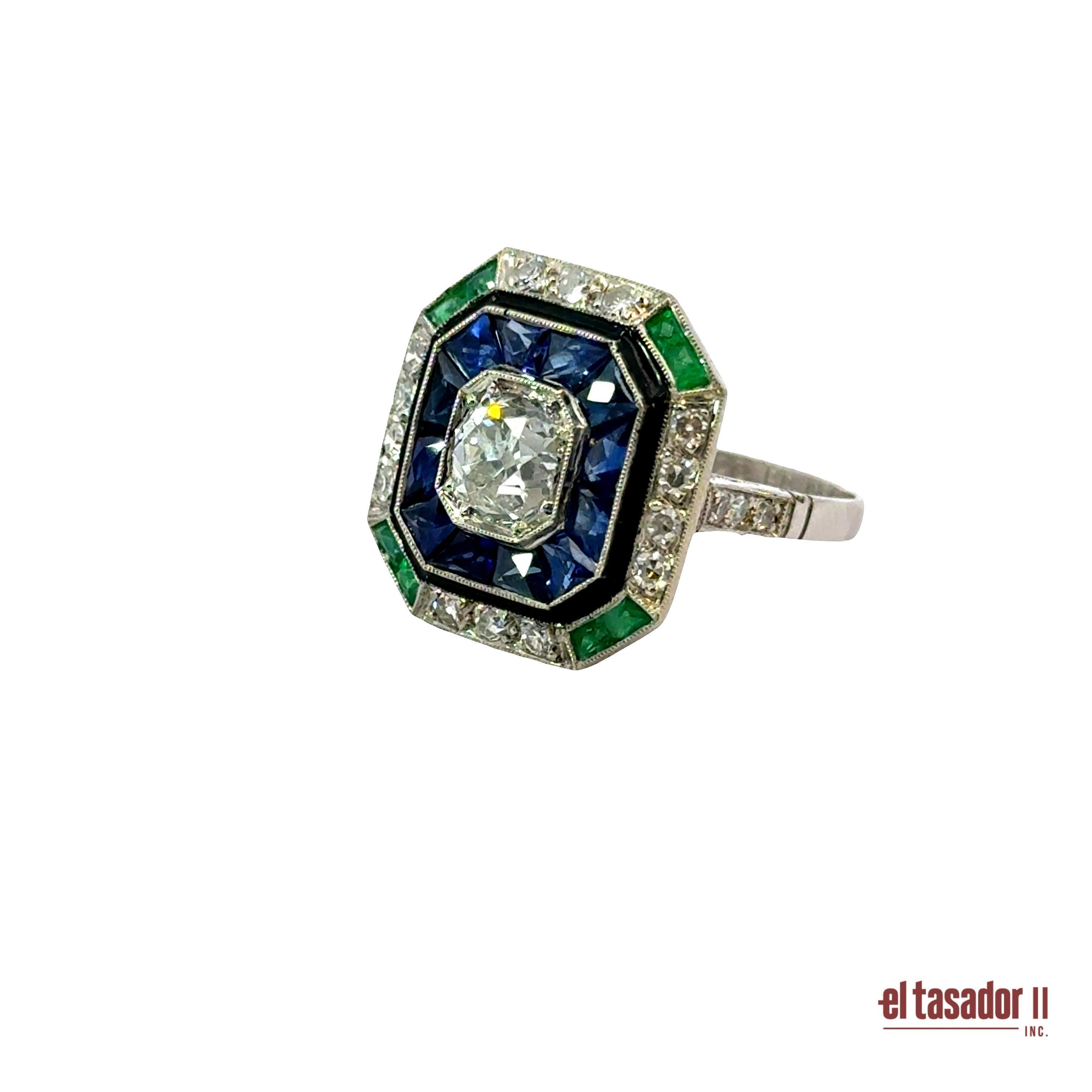 Art Deco Platinring mit Diamant, Saphiren, Smaragden und schwarzer Emaille im Zustand „Neu“ im Angebot in Aventura, FL