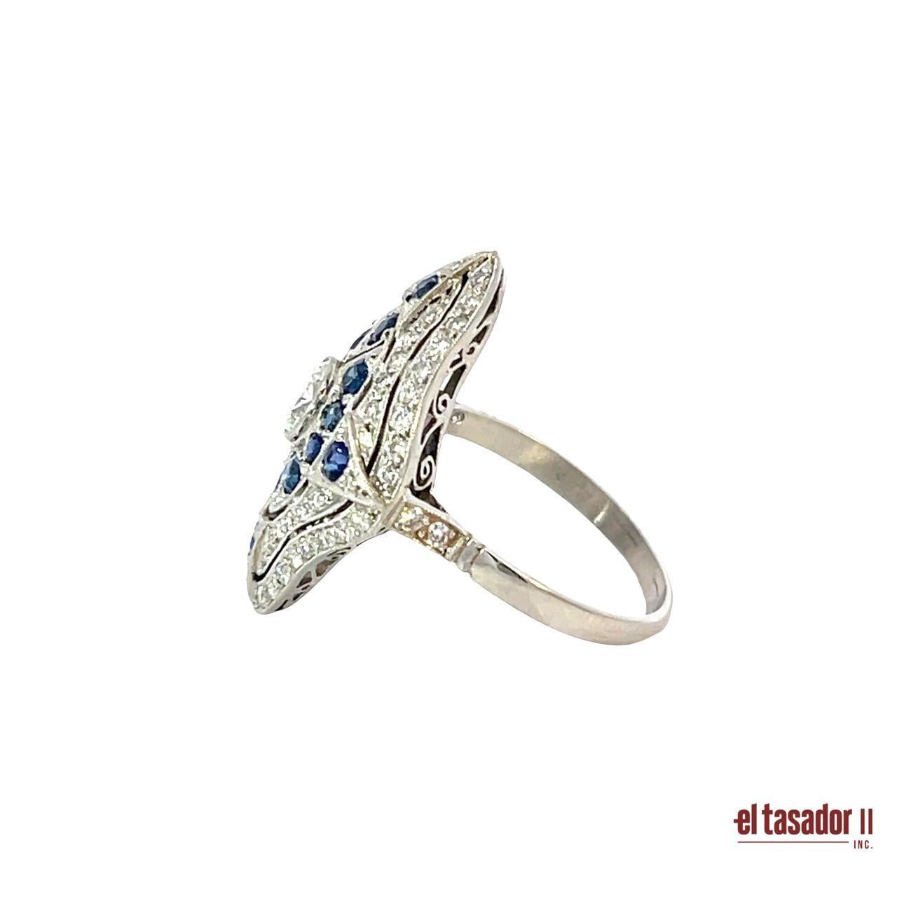 Bague Art déco en platine avec diamants et saphirs Neuf - En vente à Aventura, FL