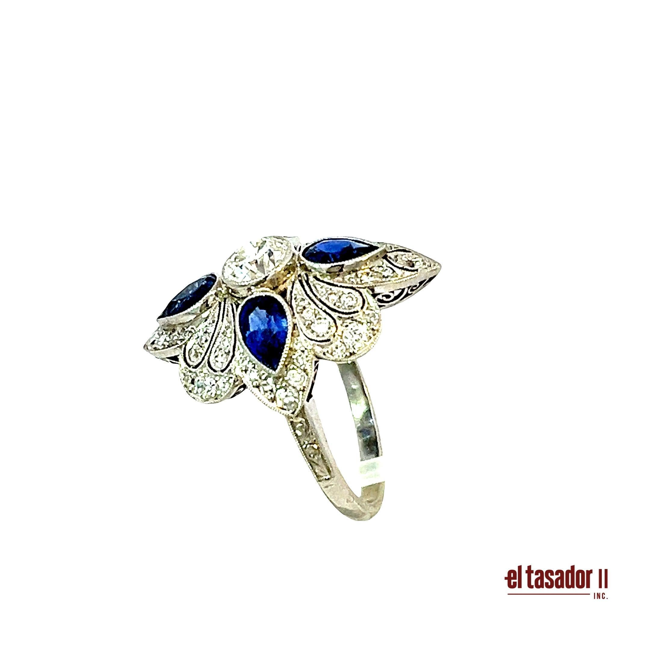 Bague Art déco en platine avec diamants et gouttes de saphir - 8,4 g Neuf - En vente à Aventura, FL