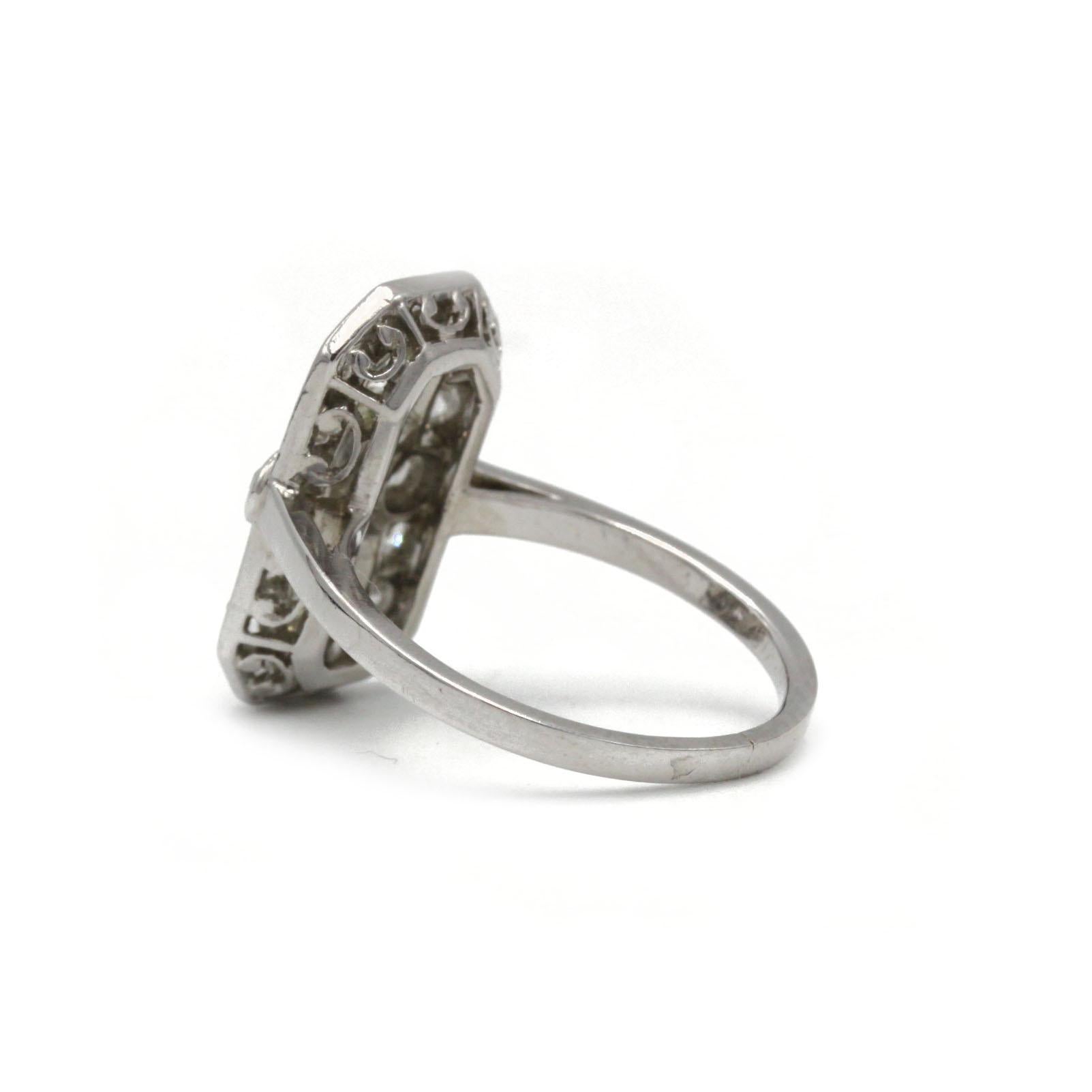 Bague Art-Déco en platine avec diamants taille ancienne - Elegance des années 1920 Bon état - En vente à MONTMORENCY, FR