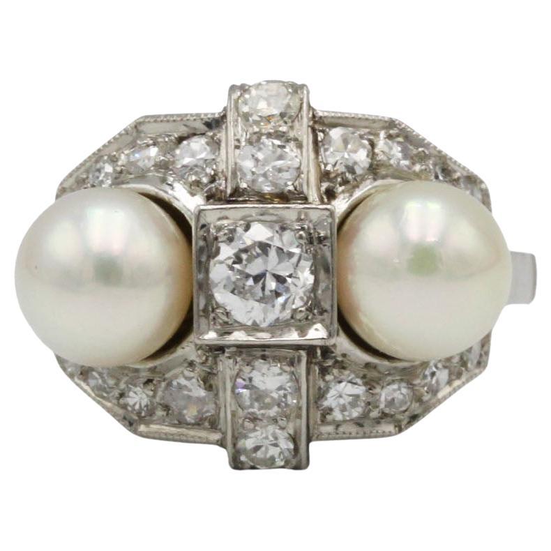 Anello Art Deco in platino con perle e diamanti taglio antico