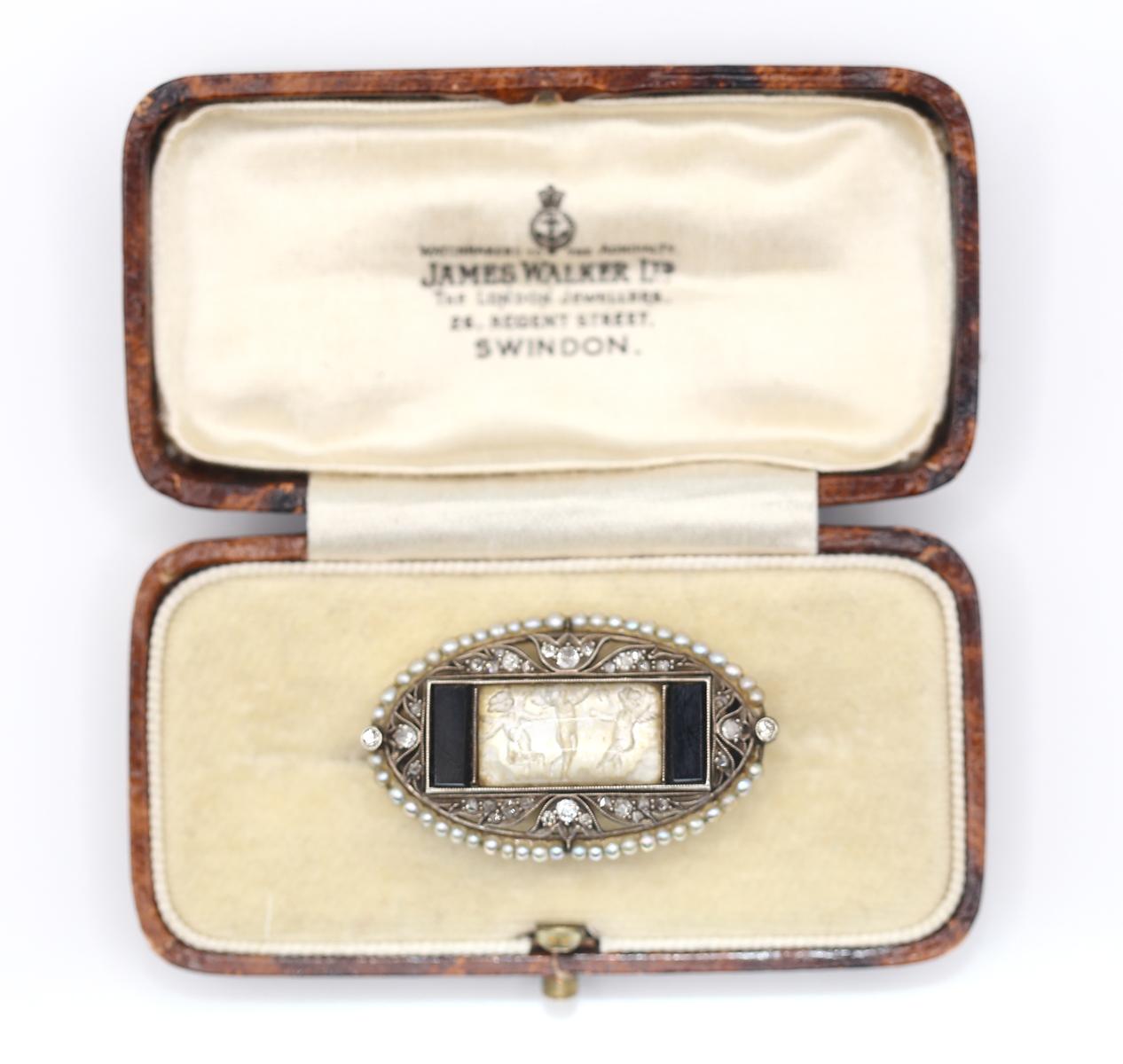 Art Deco Platinum Rock Crystal Mother of Pearl Brooch Boxed, 1910 4