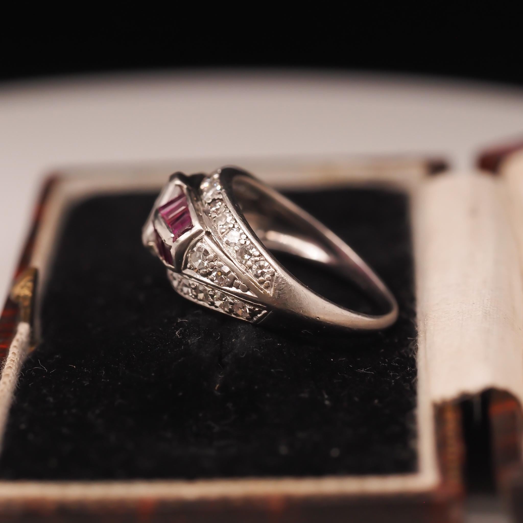 Art Deco Platinum Ruby and Baguette Diamond Ring For Sale 1