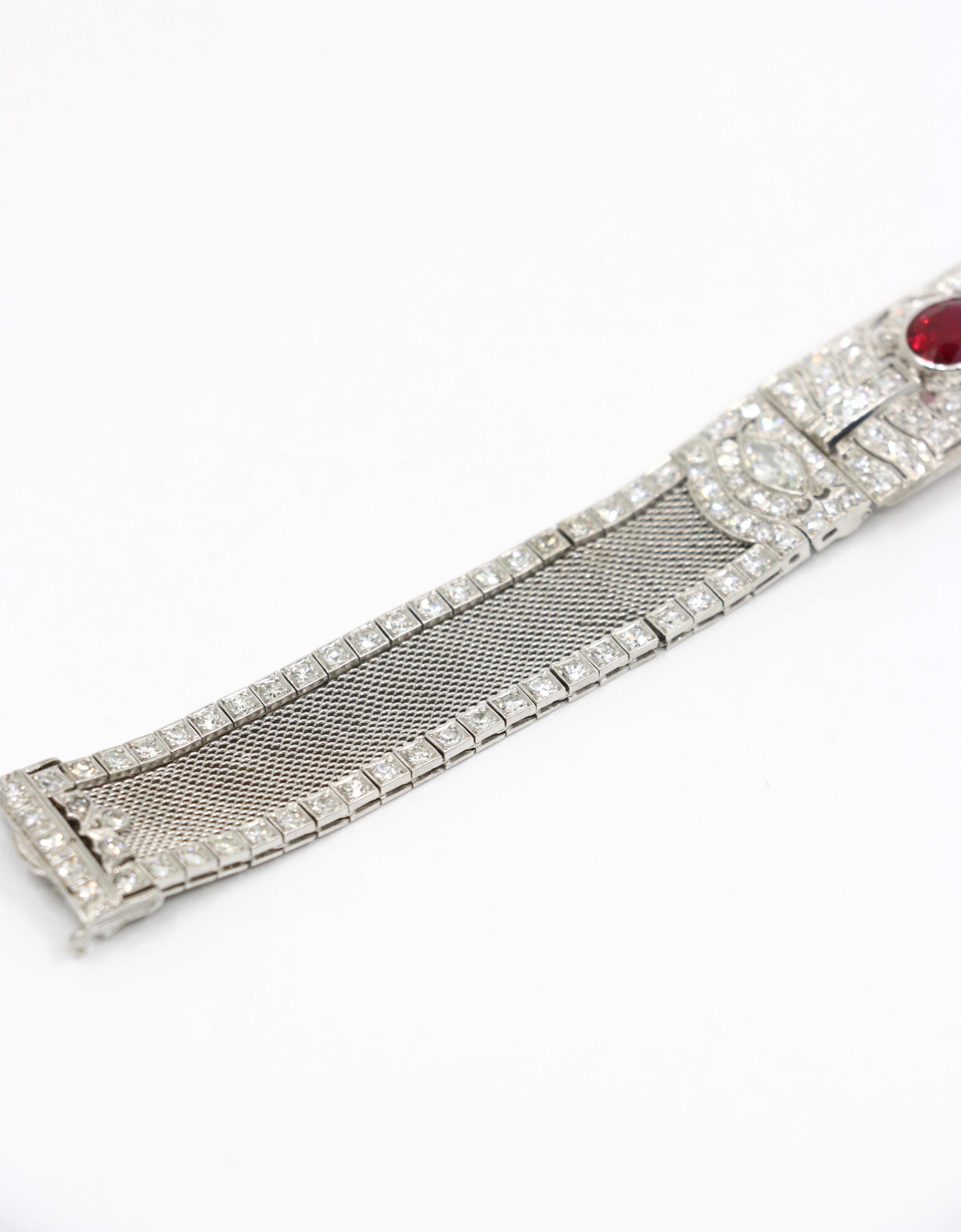 Bracelet Art Déco en platine, rubis et diamant en vente 7
